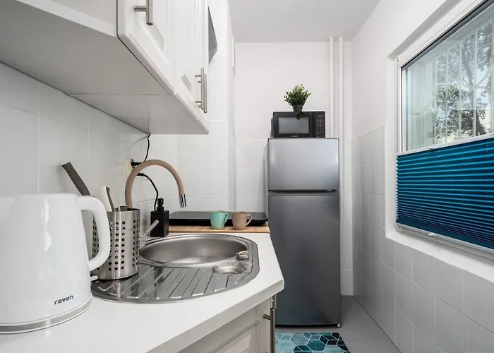 Kasprowicza - Bielany, Sun & Snow