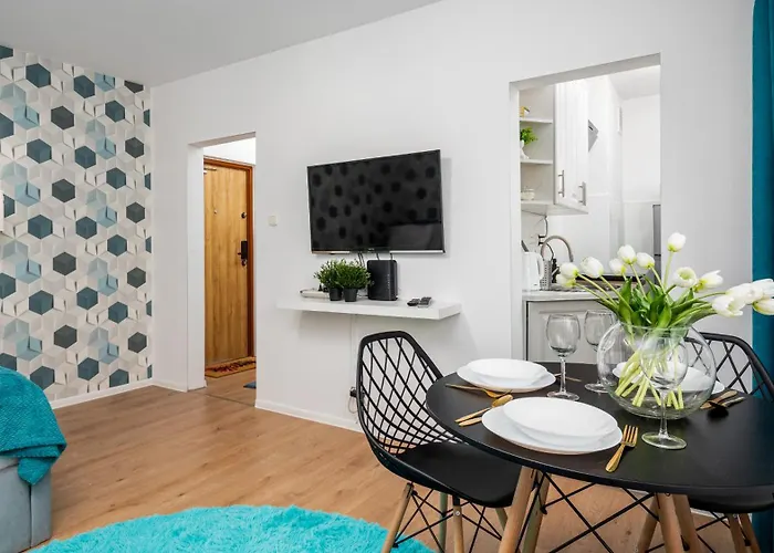 Kasprowicza - Bielany, Sun & Snow